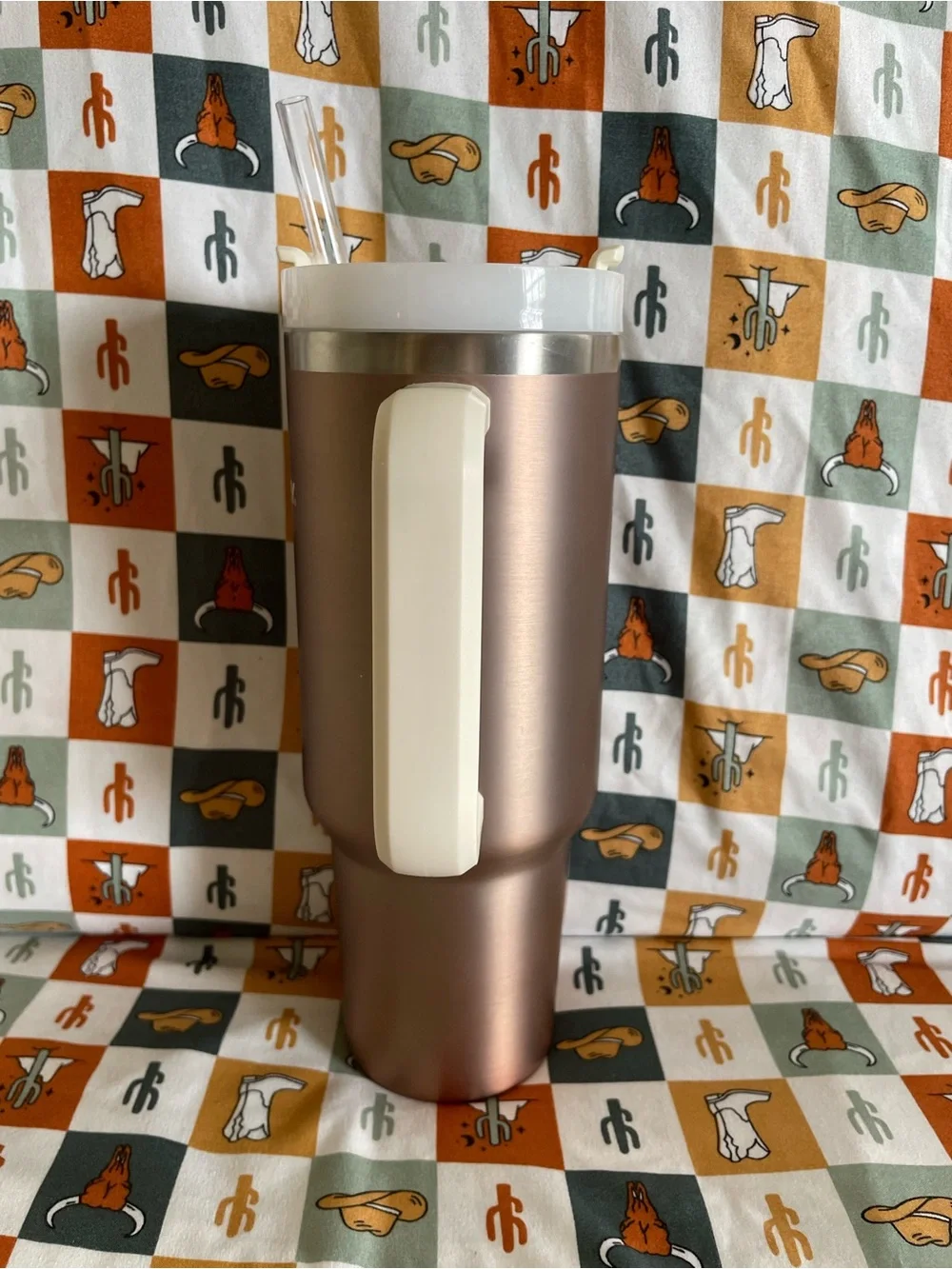 Stanley Metallic Copper 40 oz Cup with Cream Handle and White Lid - Picture 4 of 7